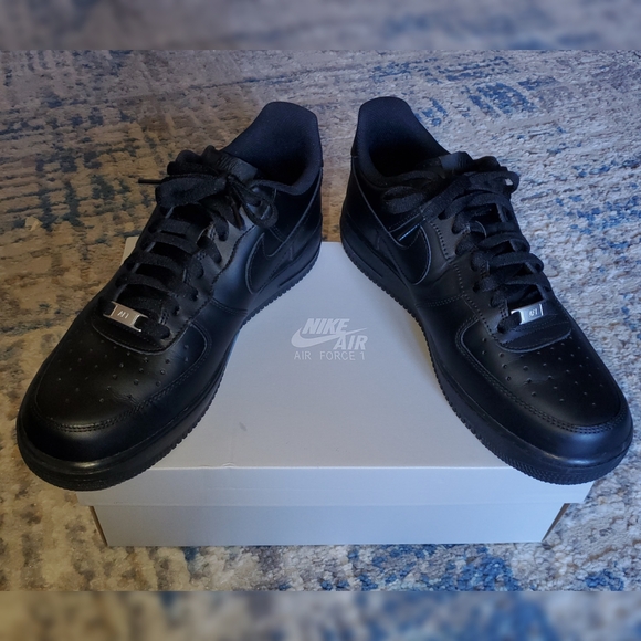 Nike Air Force 1 Men's Black Sneakers